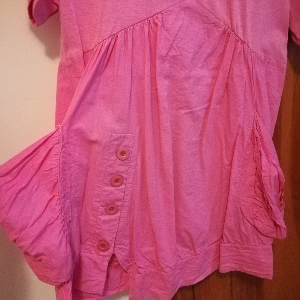 Top - Picture 2 of 4